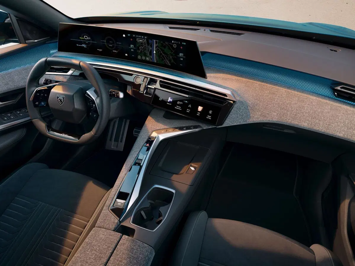 Peugeot 3008, svelati gli interni del nuovo Model Year 2024