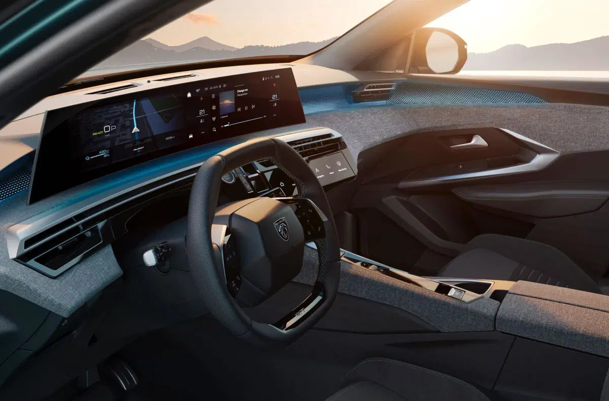 Peugeot 3008, svelati gli interni del nuovo Model Year 2024 (2)