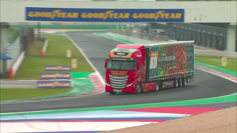 TIR: Krone fa il rimorchio elettrico (record a Misano) [VIDEO]