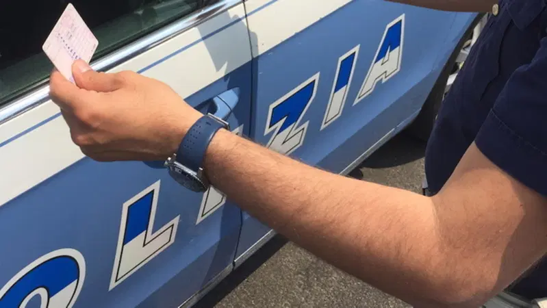 E' reato indicare un conducente diverso dal reale