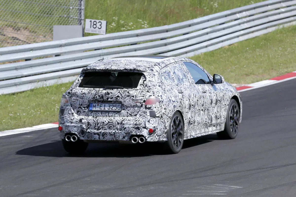 BMW Serie 1 2023, il nuovo facelift è in arrivo [Foto Spia] (2)