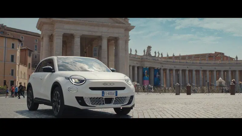 Fiat 600, in onda un nuovo tipo di "Porte Aperte" [VIDEO] 