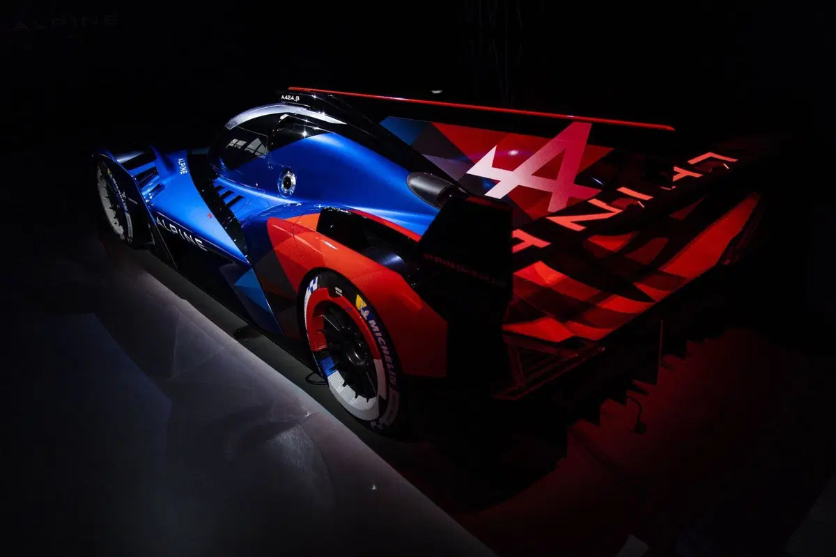 WEC. Alpine A424 Beta, la nuova LMDh per la 24 Ore di Le Mans 2024 vista dal vivo [Video] (3)