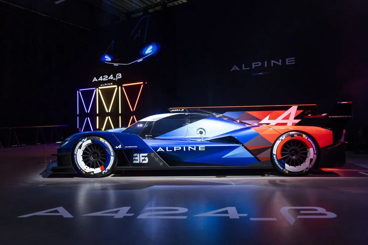 WEC. Alpine A424 Beta, la nuova LMDh per la 24 Ore di Le Mans 2024 vista dal vivo [Video] (5)
