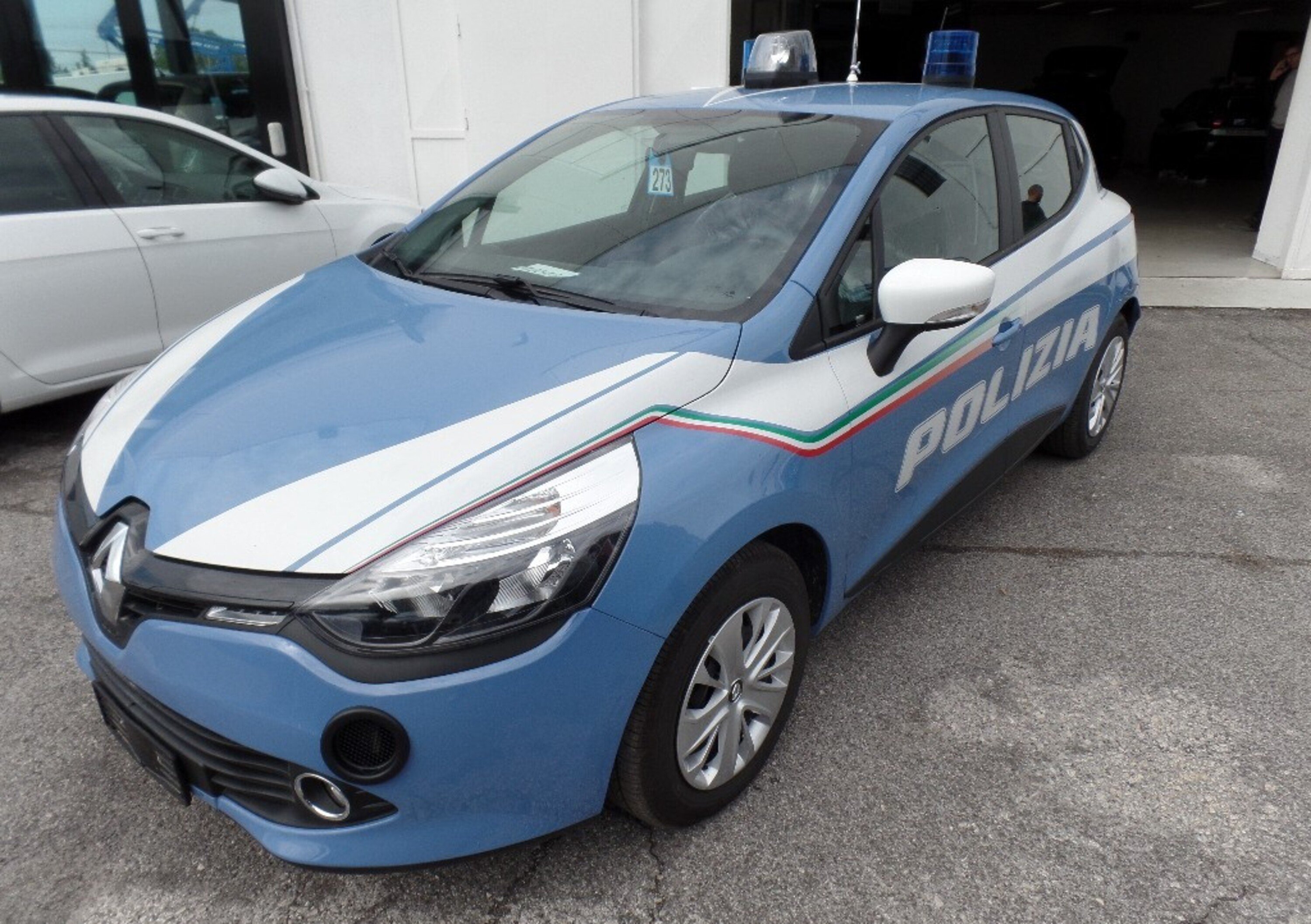 La Renault Clio si arruola in Polizia