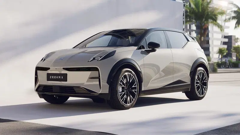 Zeekr X, l&rsquo;elettrica con 560 km di autonomia parte da 24.500 euro