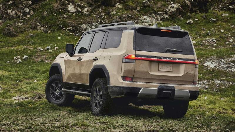 Lexus GX, l&#039;off-road di lusso in arrivo nel 2024