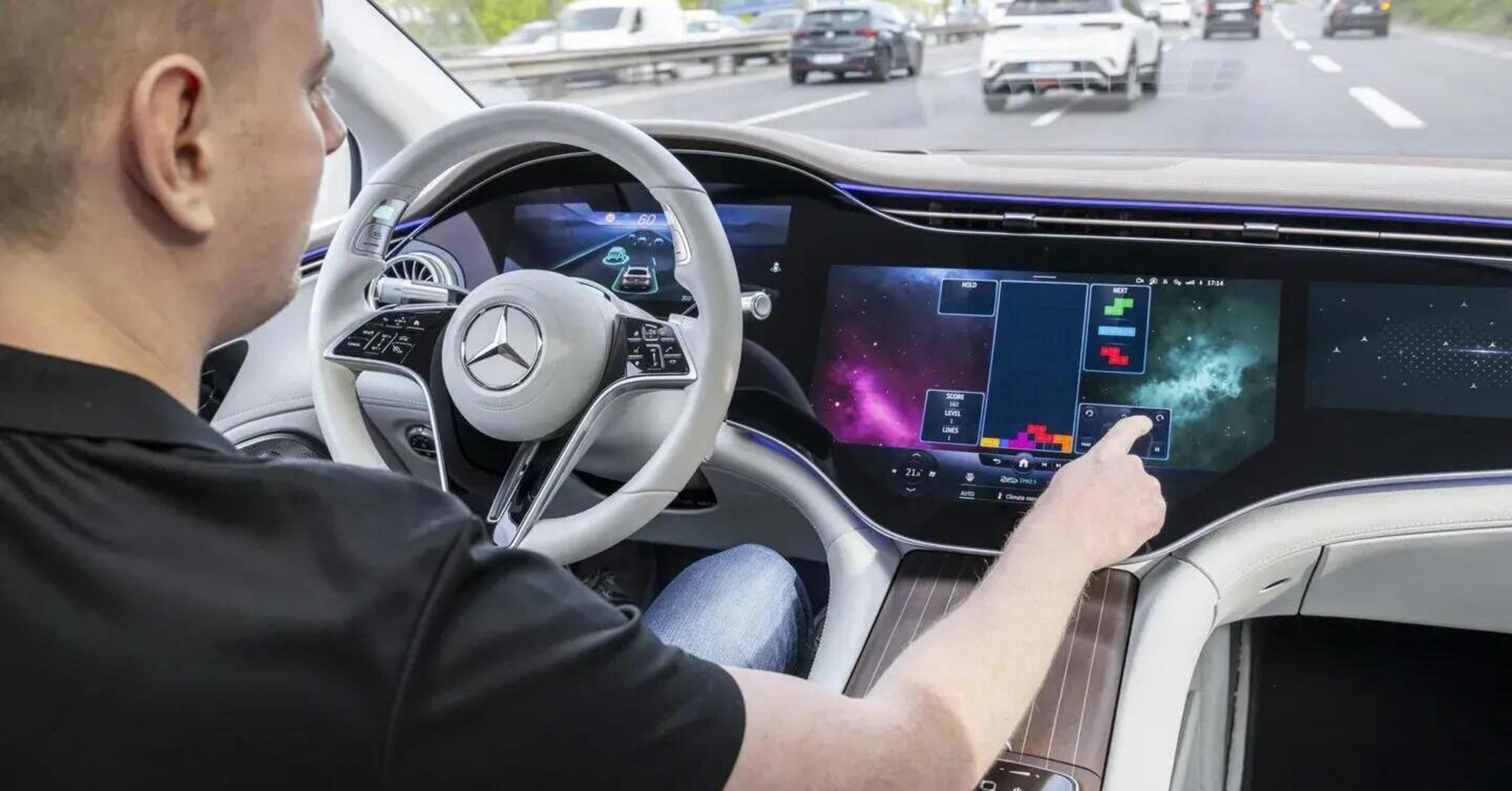 Mercedes batte Tesla: approvata la guida autonoma Livello 3 in California
