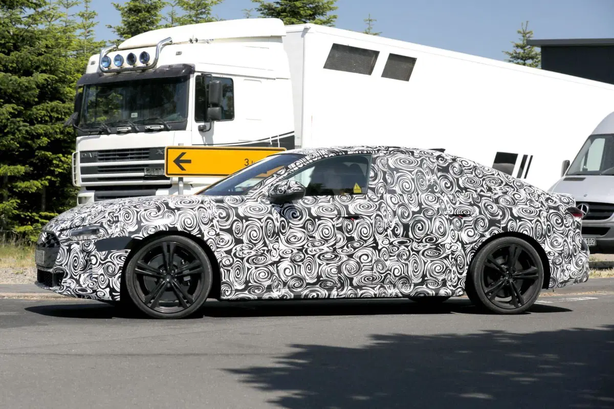 Audi S5 2023, ecco la nuova generazione [Foto Spia] (8)