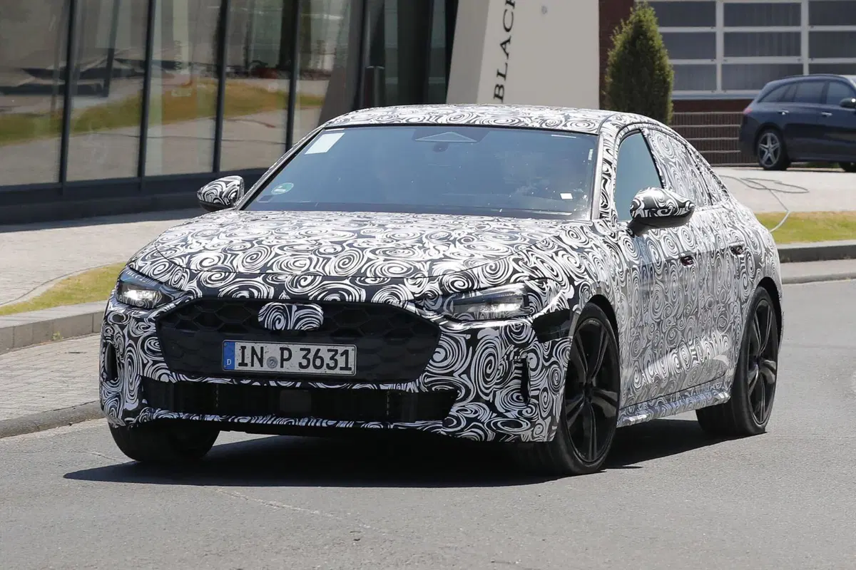 Audi S5 2023, ecco la nuova generazione [Foto Spia] (19)