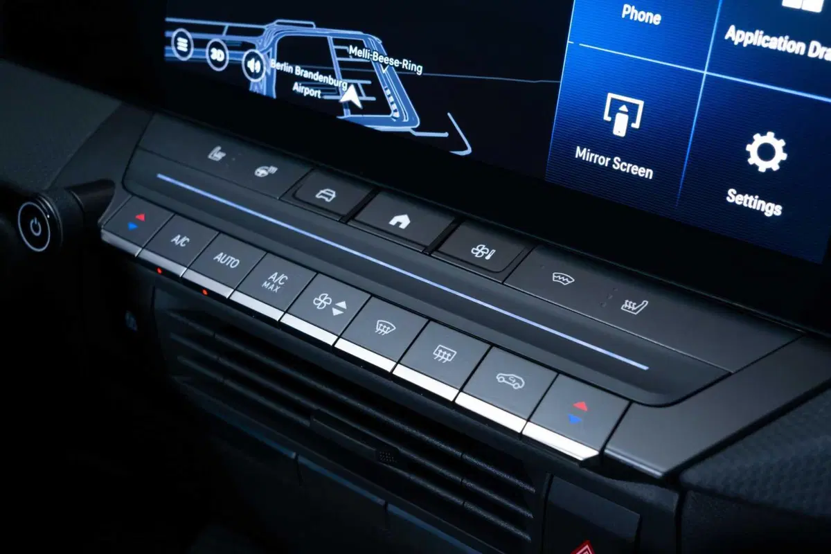 Opel Astra e: batteria al 100%, in arrivo anche la station wagon  (61)