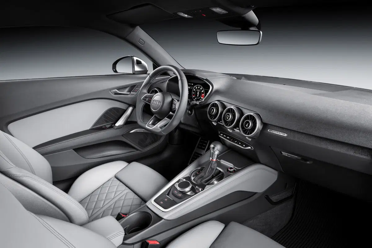 Audi TTS Coupé (2014-->>) (19)