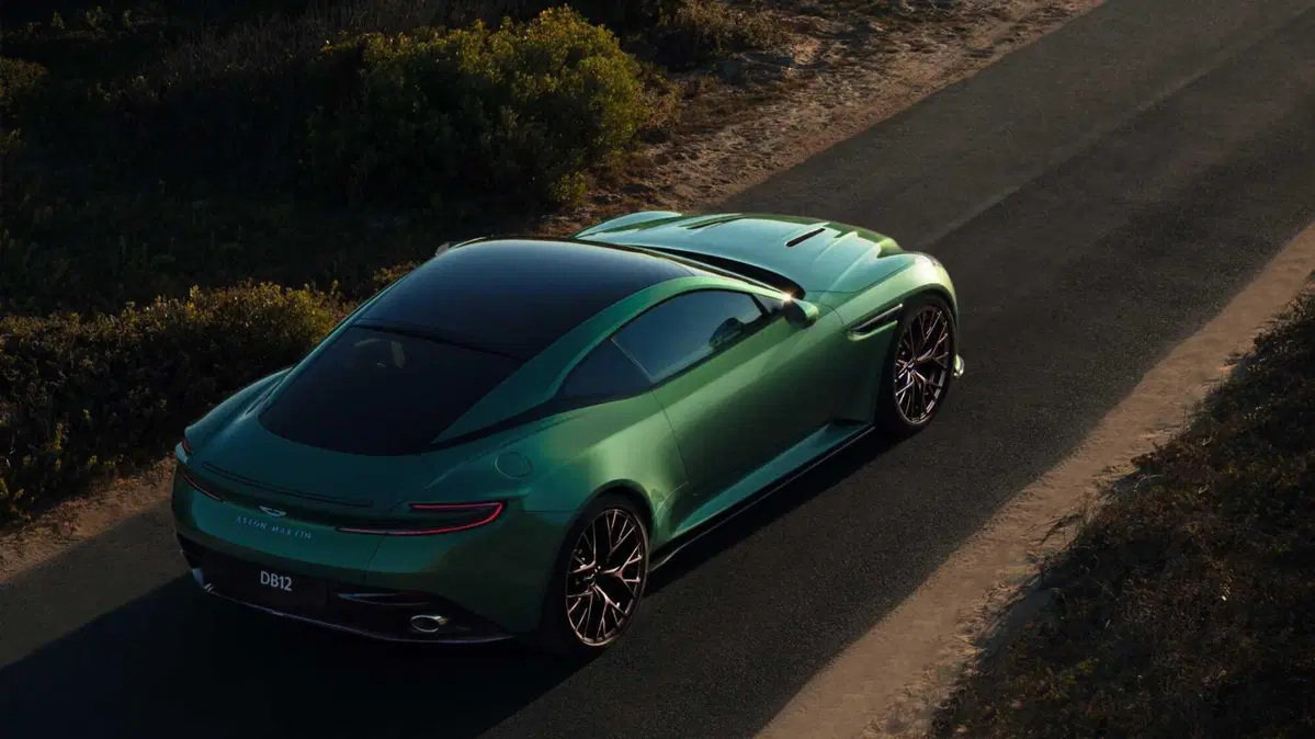 Aston Martin DB12 DB12 Coupe 4.0 V8 auto (9)