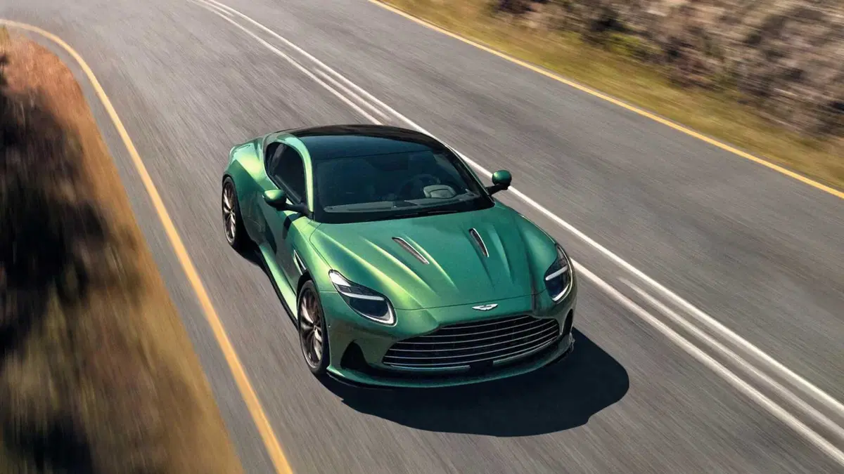Aston Martin DB12 DB12 Coupe 4.0 V8 auto (2)