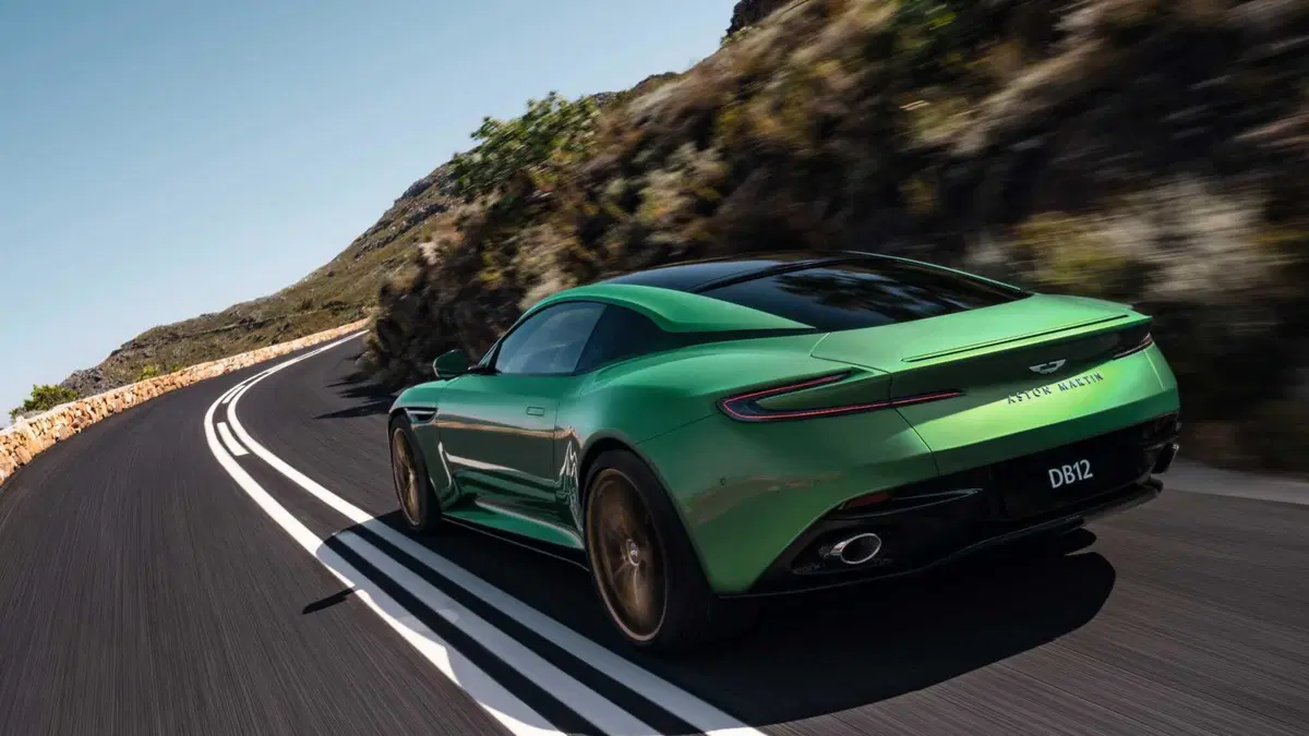 Aston Martin DB12 DB12 Coupe 4.0 V8 auto (10)