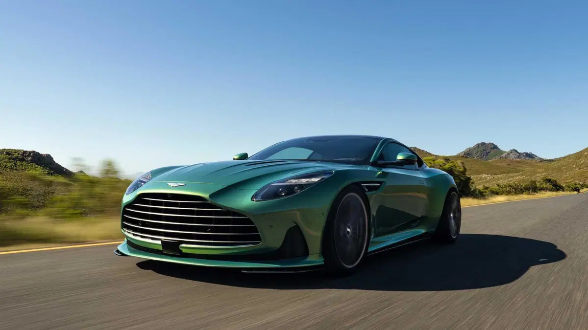Aston Martin DB12 DB12 Coupe 4.0 V8 auto (6)