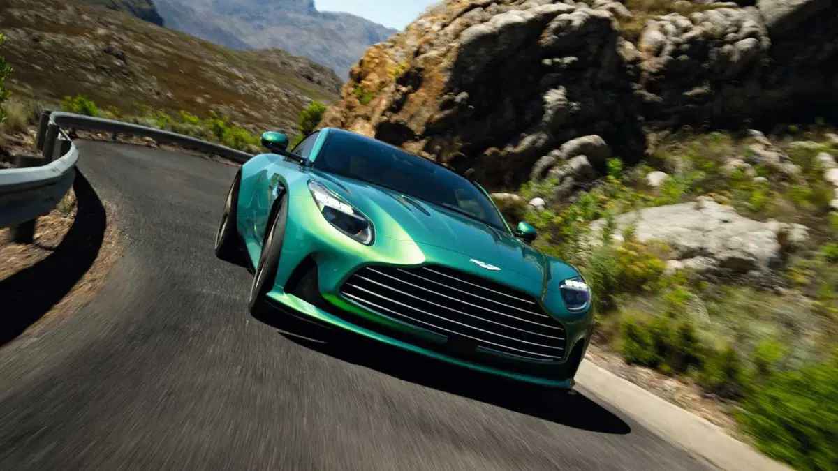 Aston Martin DB12 DB12 Coupe 4.0 V8 auto (7)