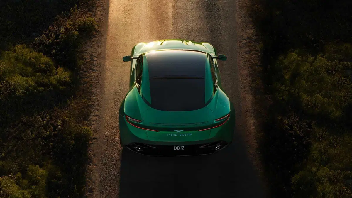 Aston Martin DB12 DB12 Coupe 4.0 V8 auto (12)