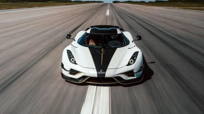 Koenigsegg Regera: il record del mondo da 0 a 400 km all'ora [VIDEO]