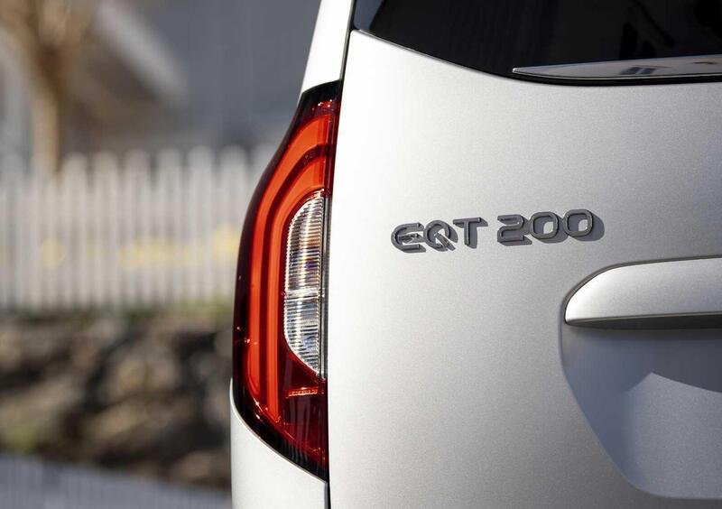 Mercedes-Benz EQT (2023-->>) (15)
