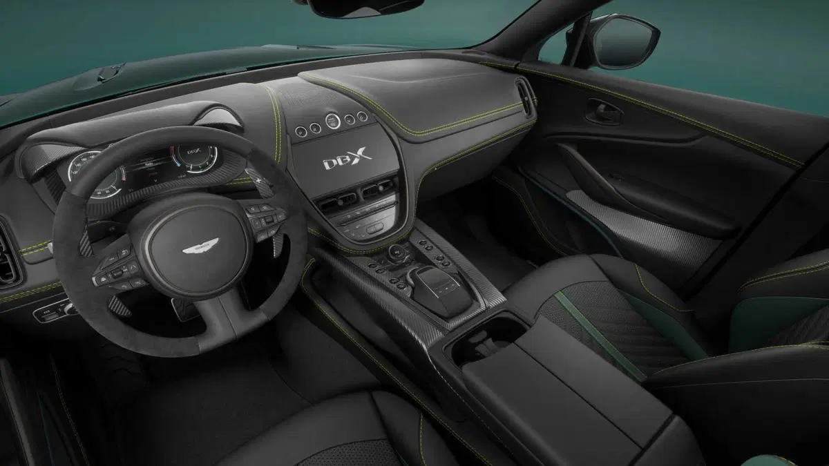 Aston Martin DBX DBX707 AMR23 Edition (4)