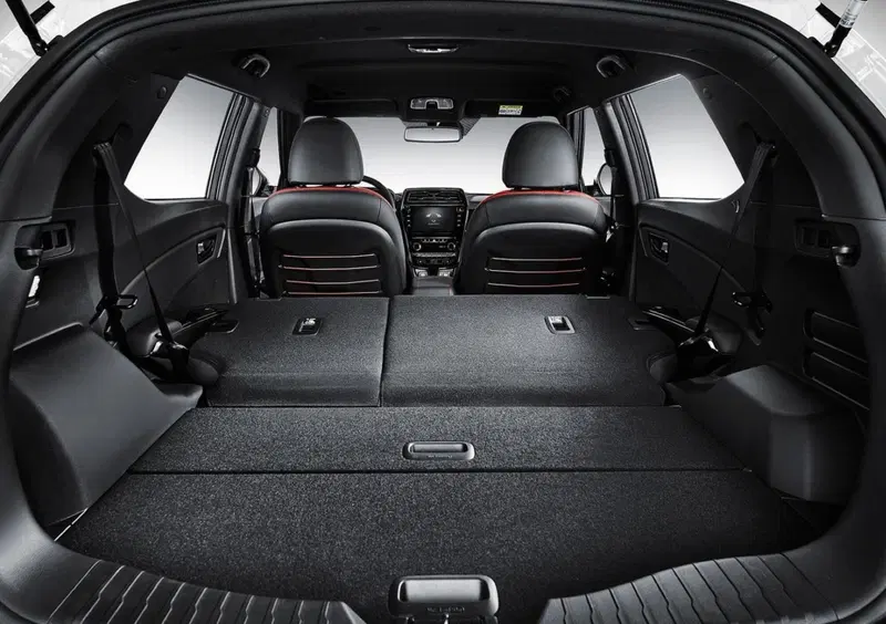 Kg Mobility Tivoli (12)