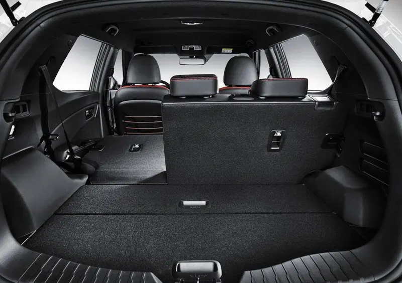 Kg Mobility Tivoli (14)