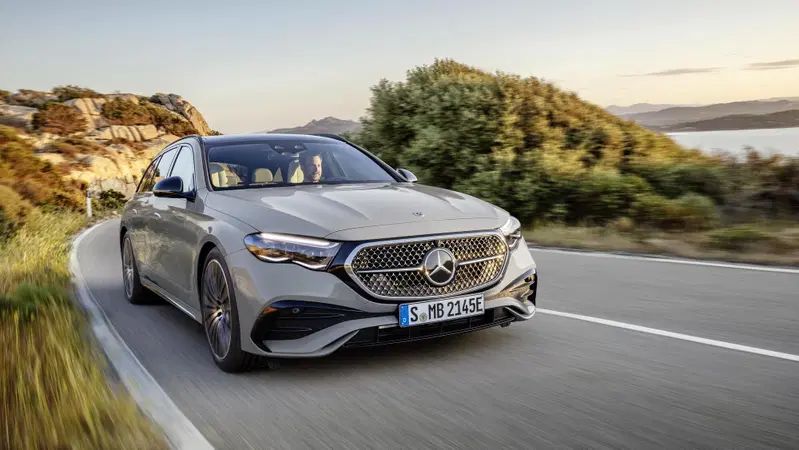 Mercedes Classe E Station Wagon 2023: il lusso familiare 