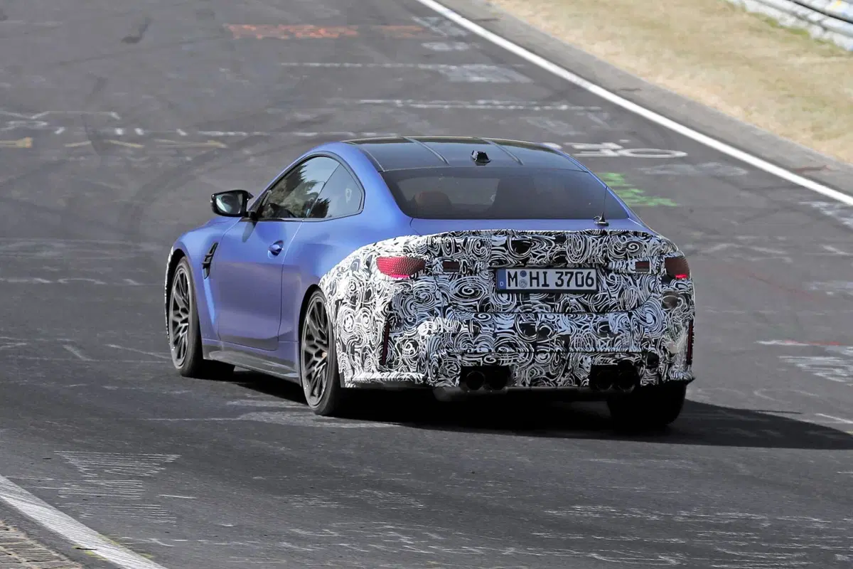 BMW Serie 4 e M4 2023, in arrivo il nuovo facelift [Foto Spia] (16)