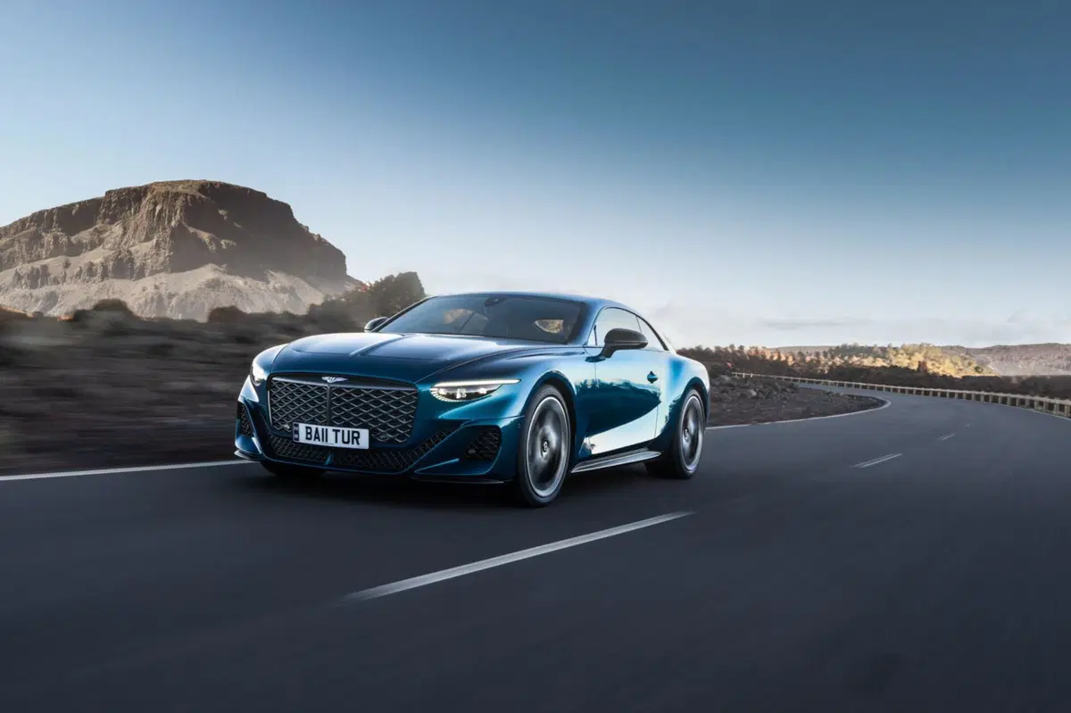 Bentley Batur, sarà l’ultima Bentley con il W12 (5)