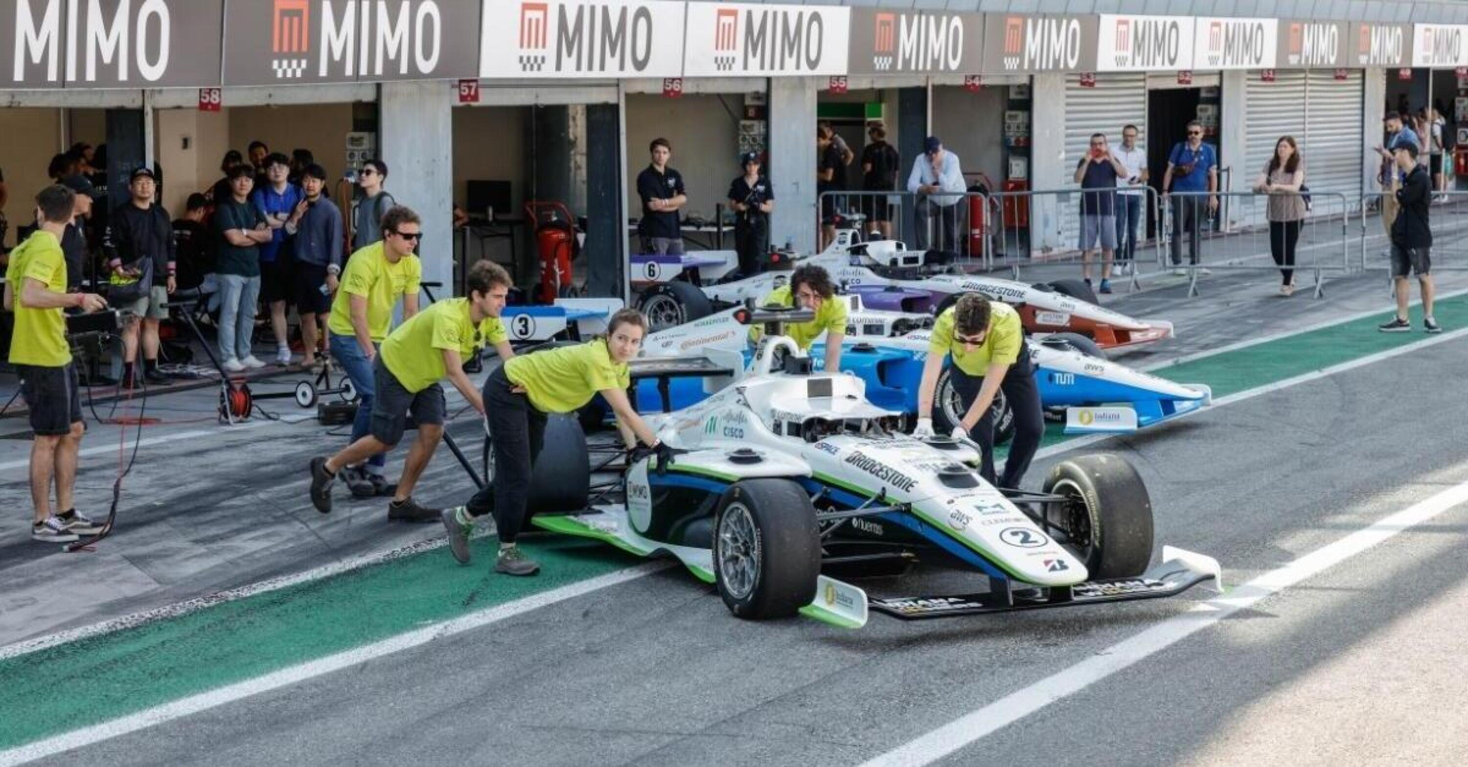 Il Politecnico di Milano vince la Indy Autonomous Challenge a Monza