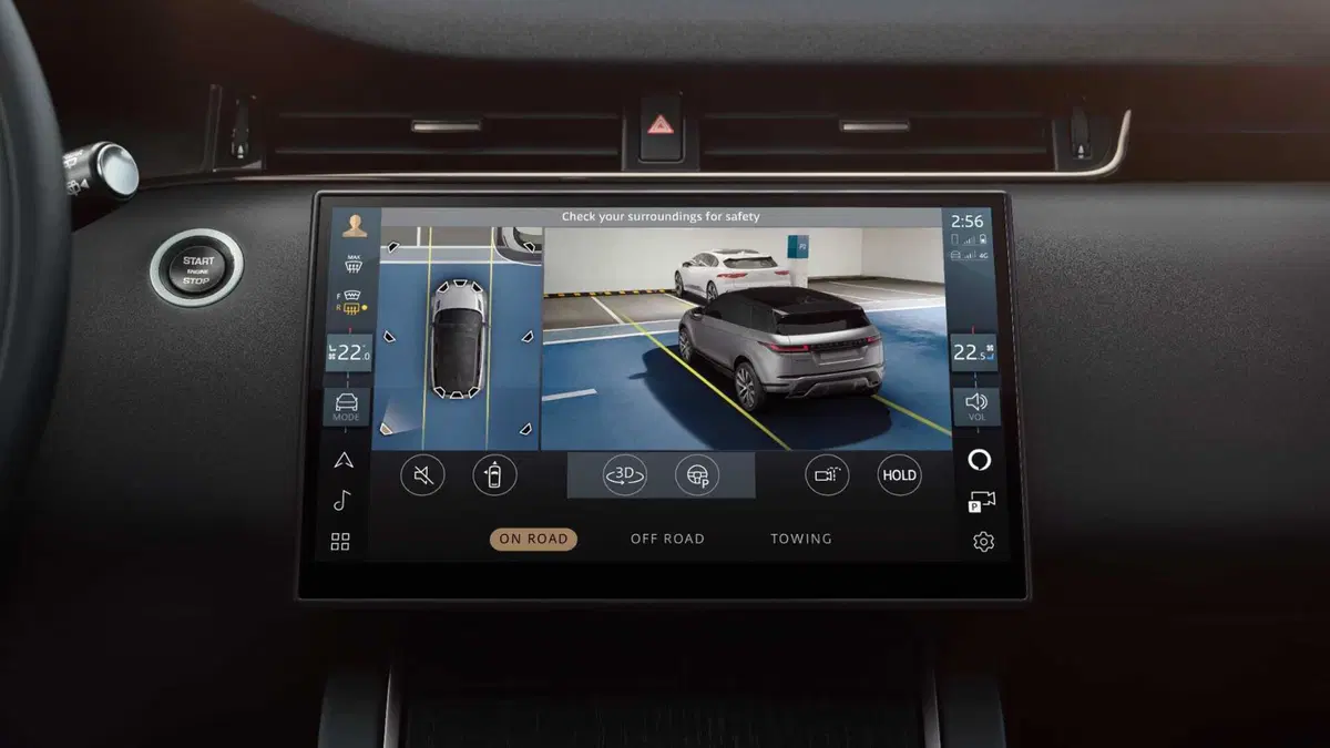 Range Rover Evoque 2023, arriva il restyling e molta tecnologia nell'abitacolo (21)