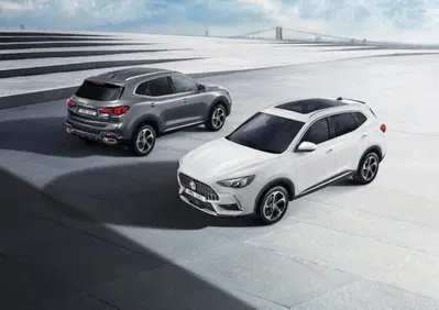 MG EHS 2023 made in Cina, anima molto british [VIDEO] 