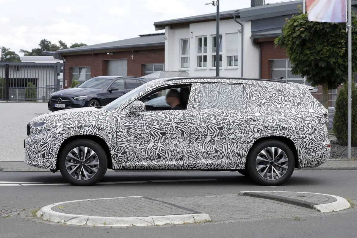 Skoda Kodiaq: arriva nel 2024, ecco la nuova generazione [Foto Spia] (5)
