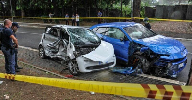 Incidente Casal Palocco: arrestato lo youtuber guidatore della Lamborghini Matteo Di Pietro