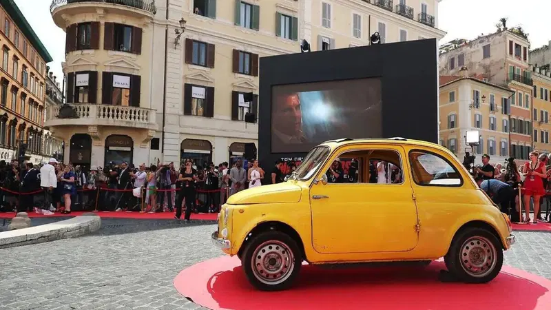 Abarth 500 elettrica protagonista all'anteprima di Mission: Impossible - Dead Reckoning Part One 