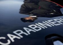 Rapine con l'auto wrappata, si spacciano per Carabinieri