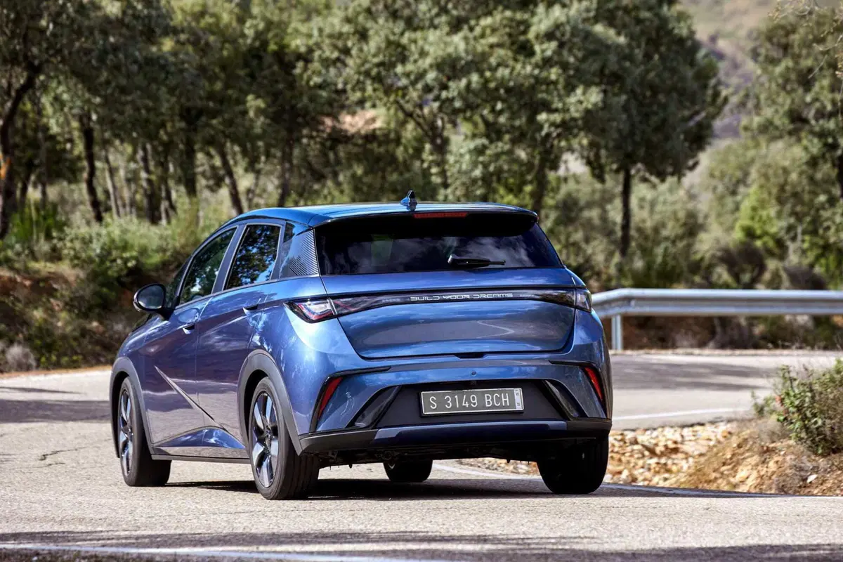 BYD Dolphin: il crossover cinese si presenta sul mercato europeo (46)