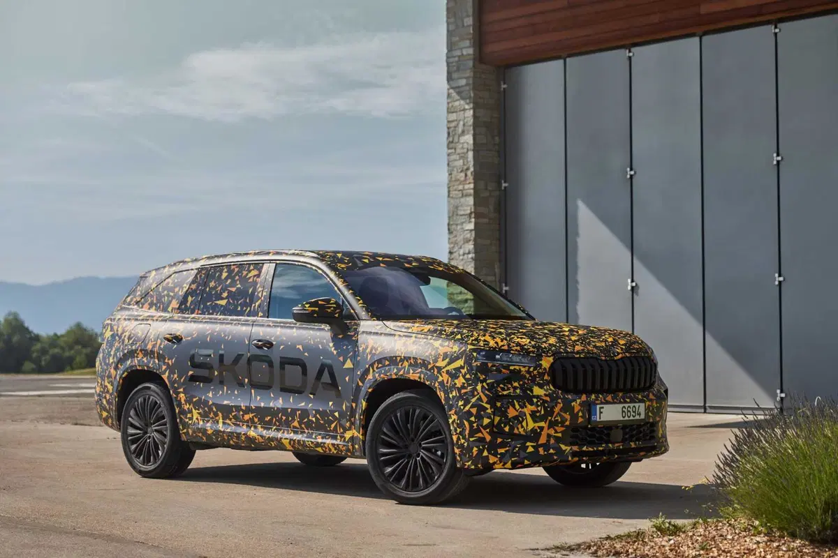 Nuova Skoda Kodiaq 2024: l'abbiamo vista e guidata in anteprima! (4)