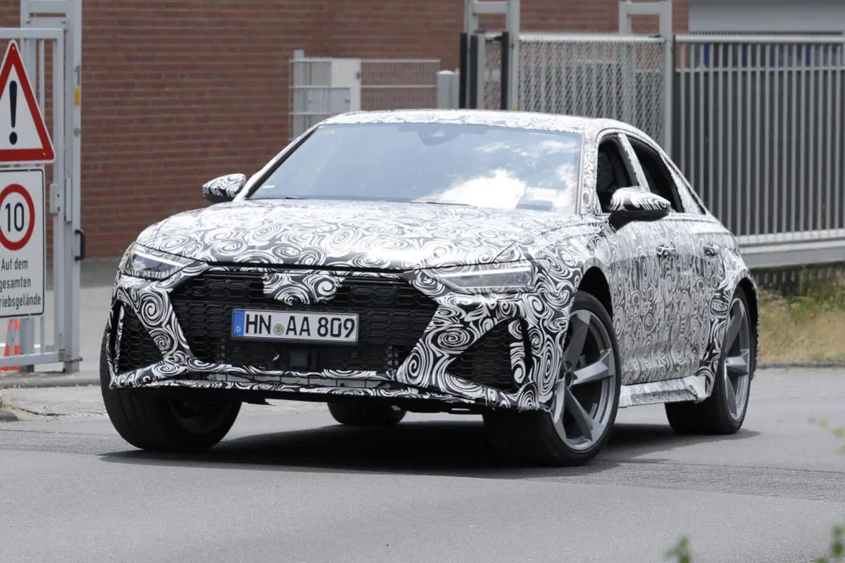 Audi RS7, la nuova generazione è in arrivo [Foto Spia] (3)