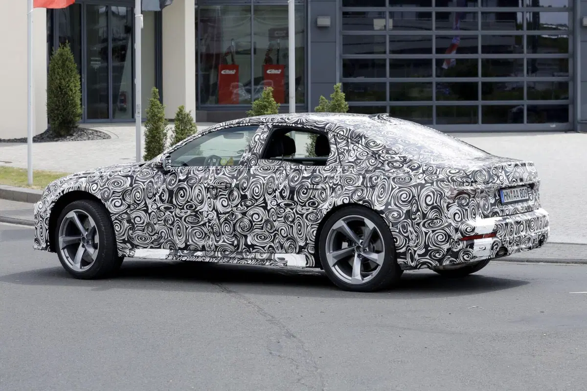 Audi RS7, la nuova generazione è in arrivo [Foto Spia] (9)