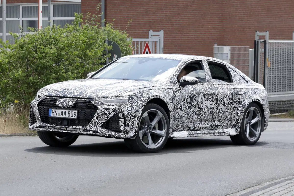 Audi RS7, la nuova generazione è in arrivo [Foto Spia] (10)