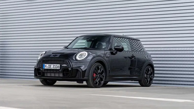 MINI Mini 2.0 John Cooper Works 1to6 Edition
