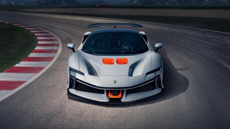 Ferrari: le nuove SF90 XX Stradale e Spider da 1.030 CV [Video]