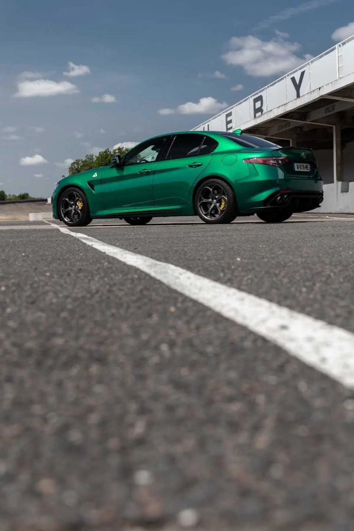 Alfa Romeo Giulia Quadrifoglio: si poteva migliorare? L'hanno fatto davvero!  (11)