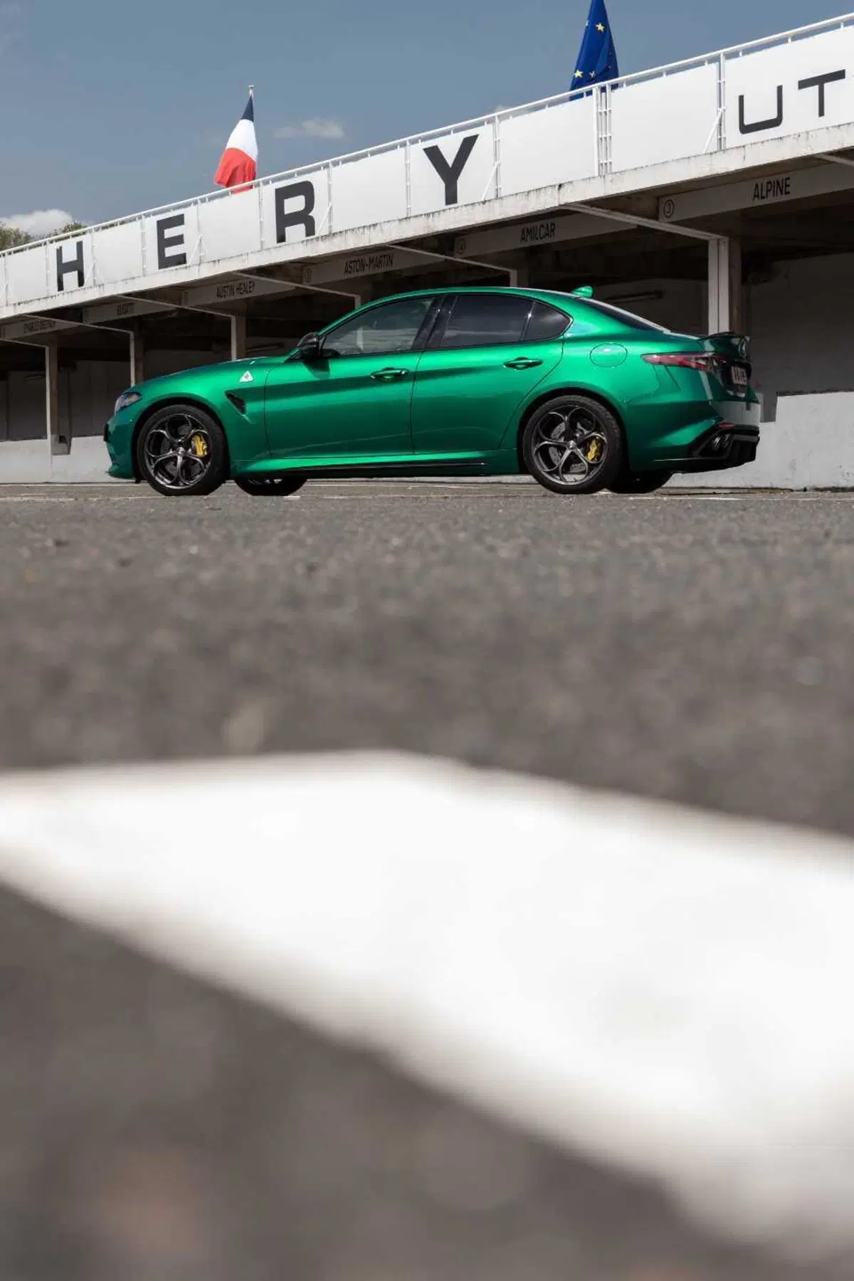 Alfa Romeo Giulia Quadrifoglio: si poteva migliorare? L'hanno fatto davvero!  (15)
