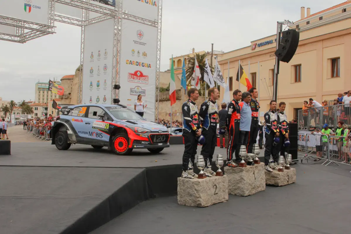 WRC16 Sardegna Italia, Marziani in Paradiso. Dedicato a Neuville (e a Hyundai) (2)