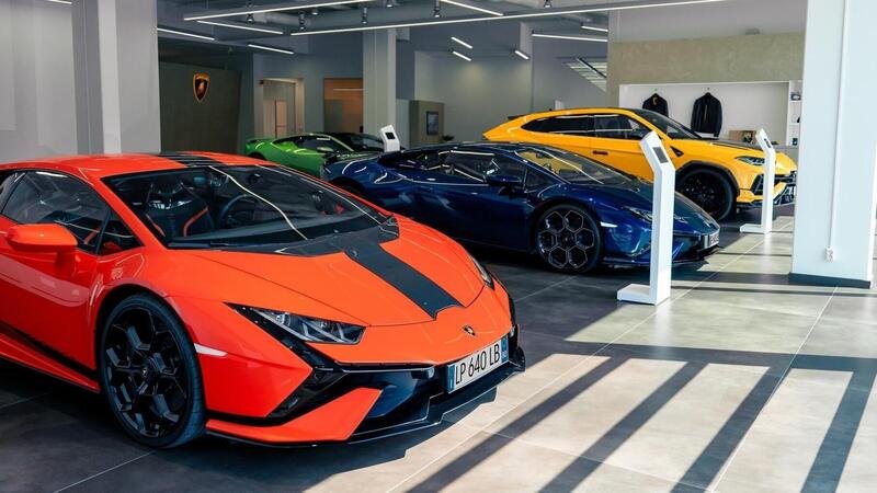 Lamborghini Urus e Huracan: troppo tardi per averle, tutte vendute