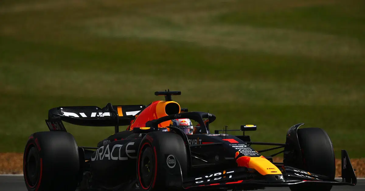 F1 GP Gran Bretagna 2023: Vince Verstappen su Norris e Hamilton. Ferrari incolore