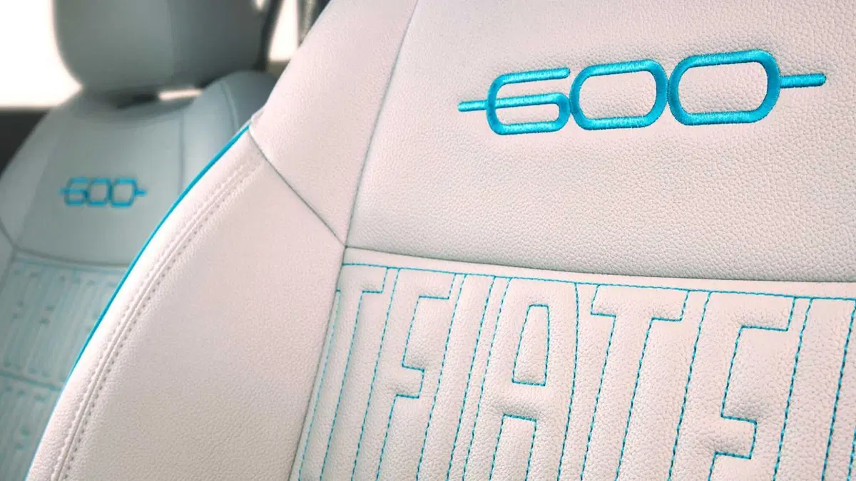 Fiat 600e 54kWh La Prima (14)